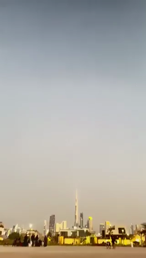 Clash Report - Iran is apparently targeting areas near the Burj Khalifa, with kamika... [2027774967614447616].mp4